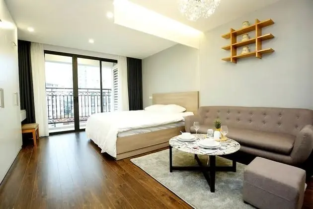 Bayhomes D' Le Roi Soleil Apartment - Oda