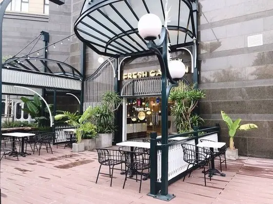 Bayhomes D' Le Roi Soleil Apartment - Yerinde Yemek