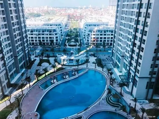 Bayhomes Gardenia Serviced Apartment - Havuz