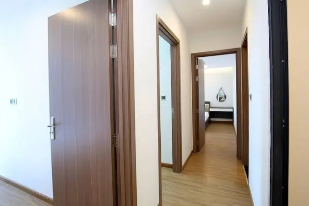 Bayhomes Metropolis Serviced Apartment - Lobi