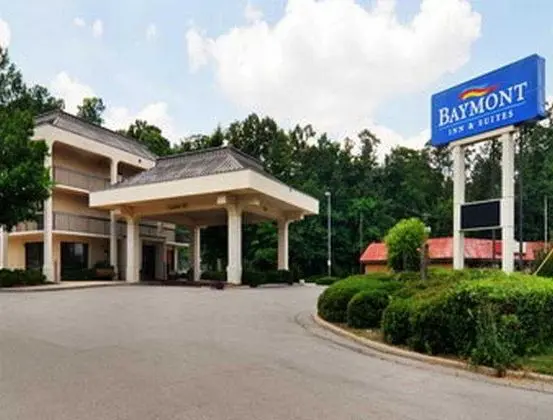 Baymont Inn & Suites