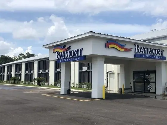 Baymont Inn & Suites by Wyndham Hammond - Dış Mekan