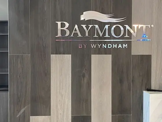 Baymont Inn & Suites by Wyndham Madison - Lobi