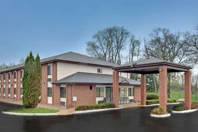 Baymont Inn Suites by Wyndham Richmond