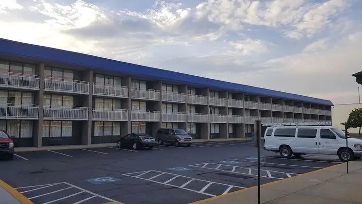 Baymont by Wyndham Fayetteville Fort Bragg Area - Dış Mekan
