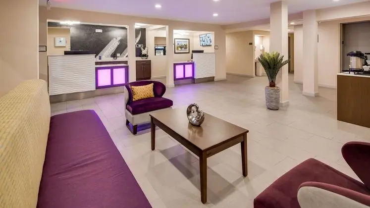 Baymont by Wyndham Huntsville - Lobi