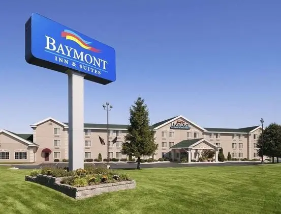 Baymont by Wyndham Mackinaw City