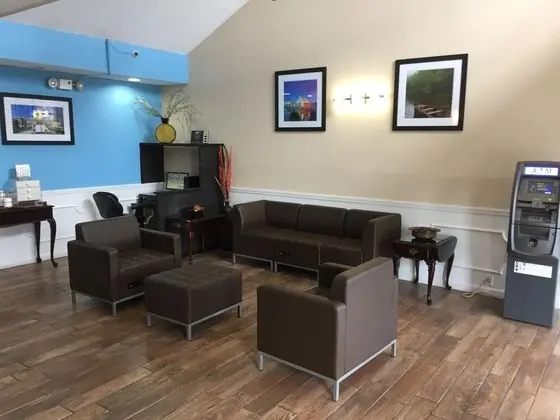 Baymont by Wyndham Meridian - Lobi