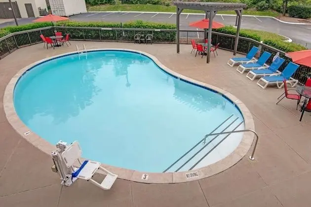 Baymont by Wyndham Nashville Airport/ Briley
