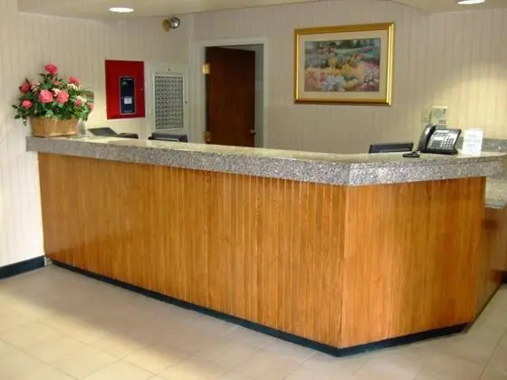 Baymont by Wyndham North Dartmouth - Lobi