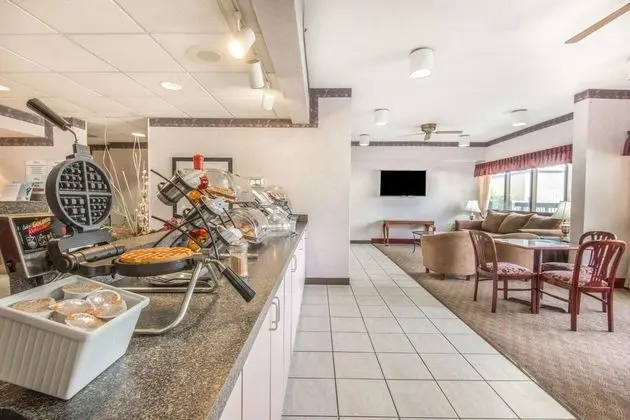 Baymont by Wyndham Topeka