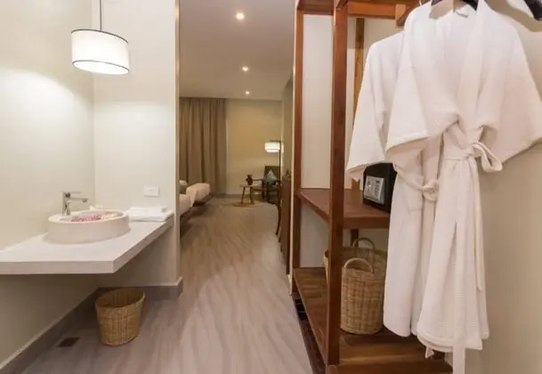 Bayon Modern Residence - Oda