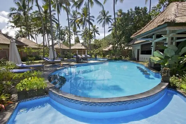 Bayshore Villas Candi Dasa - Havuz