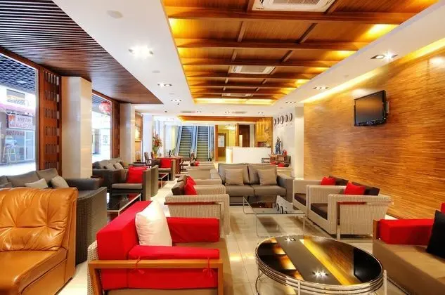 Baywalk Residence Pattaya By Thaiwat - Lobi