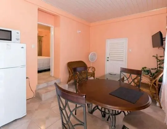 Baywatch Apartments - Oda Düzeni
