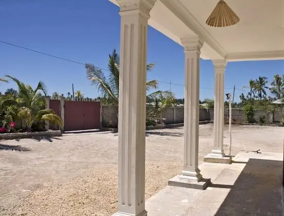 Bazi's House - Dış Mekan