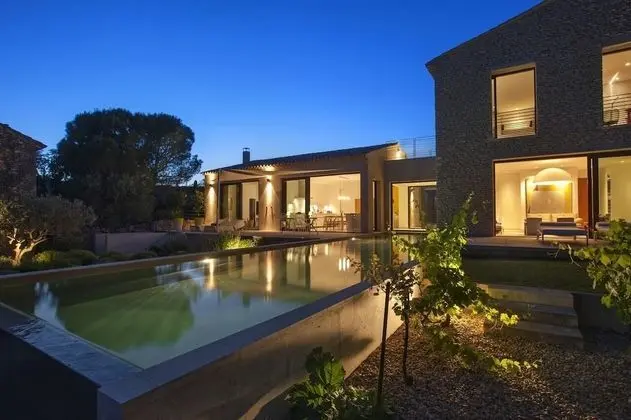 BB 12 LUBERON - Chambres Contemporaines