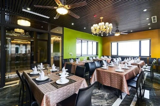 BBQ Villa & Hostel Ha Long - Yerinde Yemek