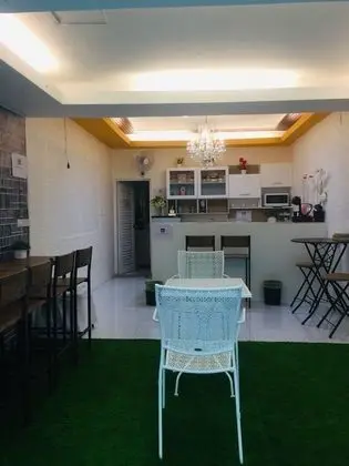 BC House and Hostel - Misafir Tesisleri ve Hizmetleri