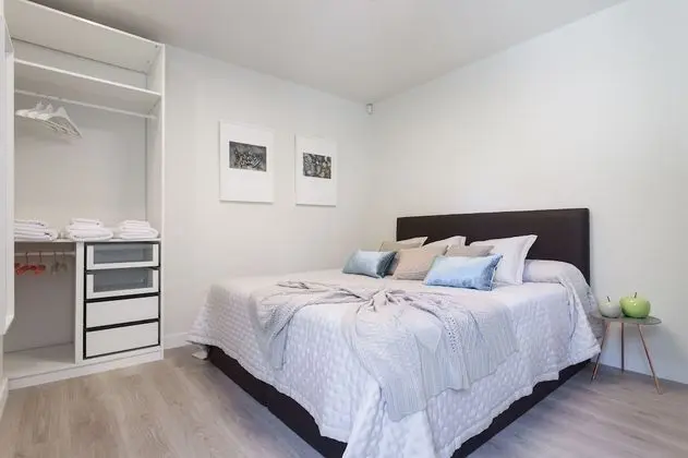 BCN Design Apartment with Portable Wifi