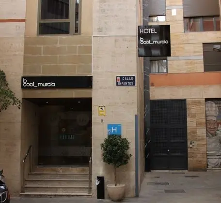 Hotel Bcool Murcia