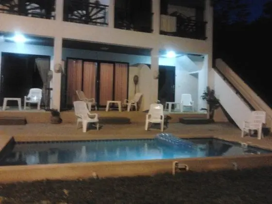 BEA Apartment - Havuz