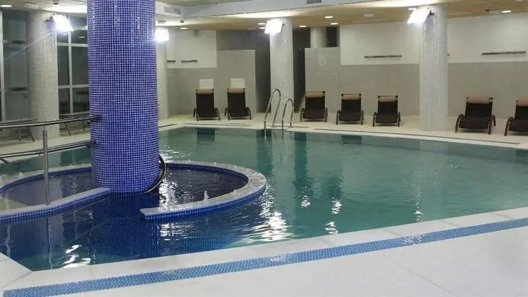 Beach Apartment With Spa & Gym - Havuz