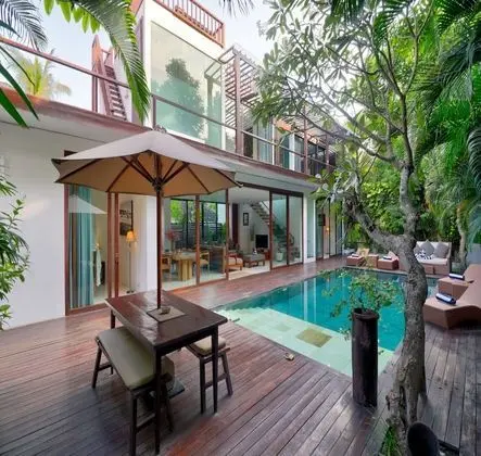 Villa Beach Axis