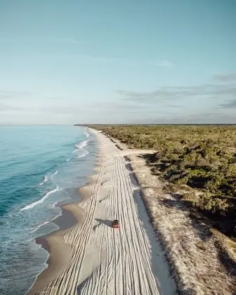 On the Beach Resort Bribie Island - Plaj