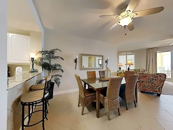Beach Colony Towers #2B - Villa Monarch - Yerinde Yemek