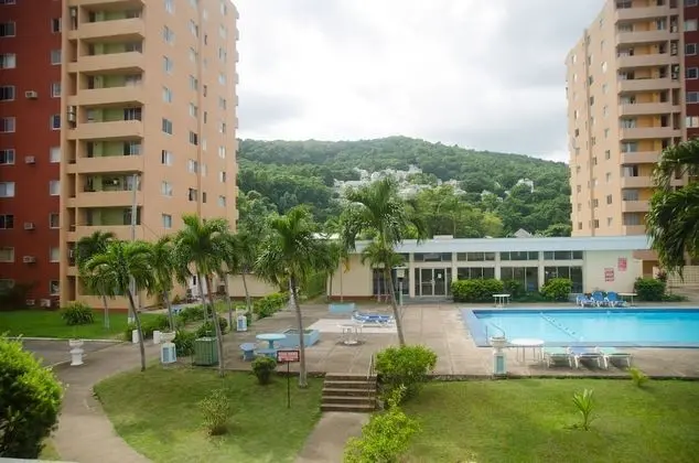 Beach Condo at Turtle Towers - Dış Mekan