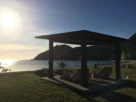 Beach Condos Pico de Loro Hamilo Coast
