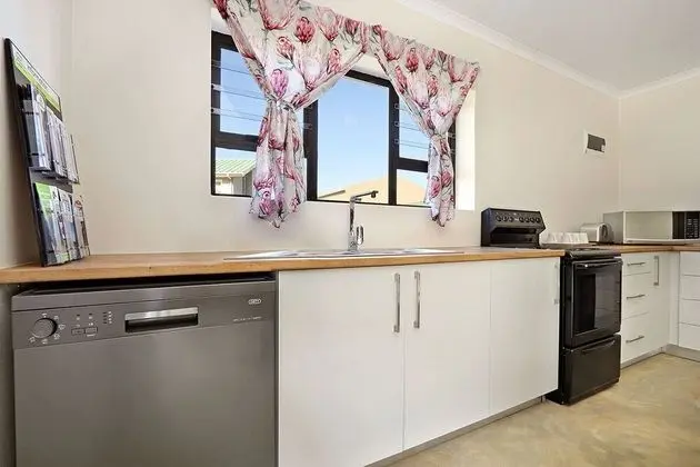 The Beach Cottage Betty's Bay - Mutfak