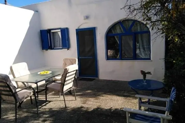 Beach Cottage in Flisvos St.George