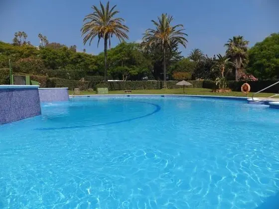Beach Villa Dorada - Havuz