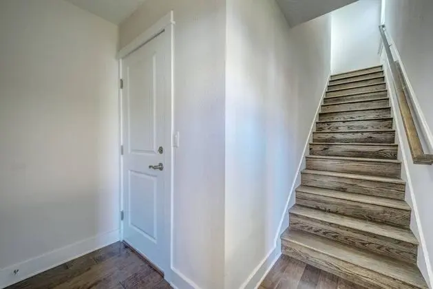 Beach Escape One - Luxury Townhome - Oda