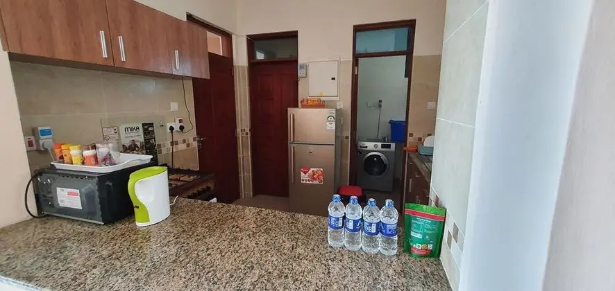 Beach Facing 3-br Apartment With Private Beach - İç Mekan