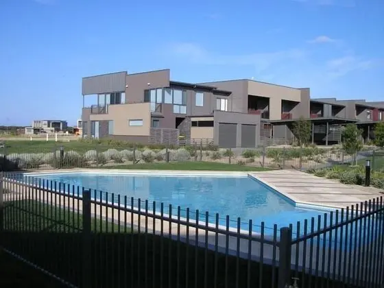 Beach & Golf Stays Torquay - Havuz