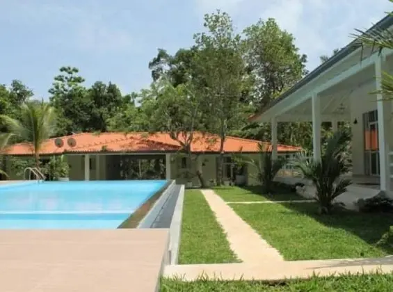 Beach Grove Villas - Havuz