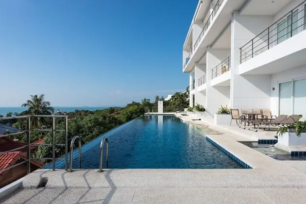 The Beach House Apartment - Havuz