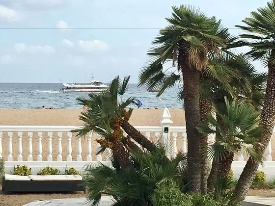 Beach House Barcelona Hot Tub & Beach Access - Plaj