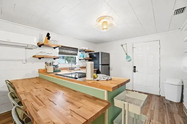 Beach House - The Dancing Dolphin By Panhandle Getaways - Mutfak