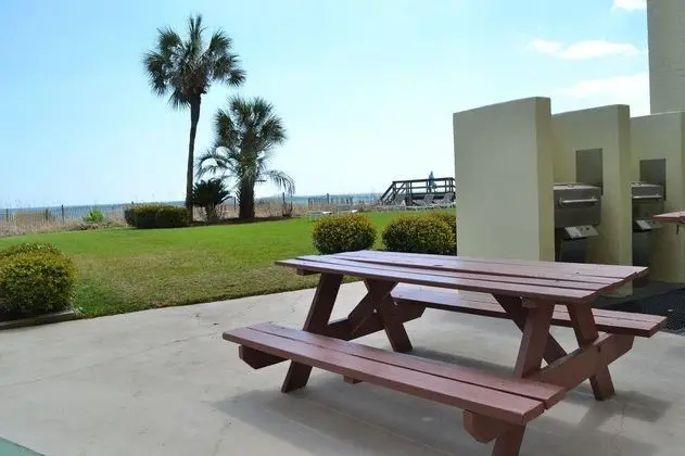 Beach House Golf & Racquet Club