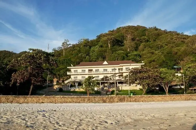 THE BEACH HOUSE HOTEL