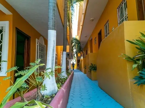 Beach House Hotel