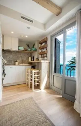The Beach House - Studios & Suites - Öne Çıkan Resim