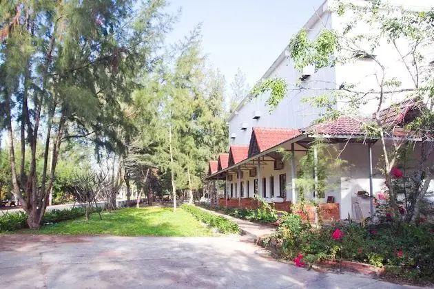 The Beach House Resort - Dış Mekan