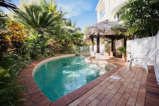 Villa Beach Palm Cove - Havuz