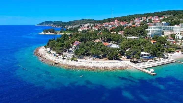 Beach Residences Caroline