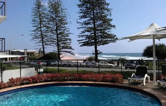 Beach Retreat Coolum - Spa